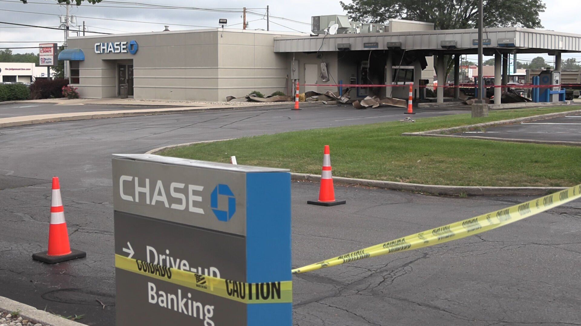Thursday night car fire damages drive-thru at Cable Rd. Chase Bank